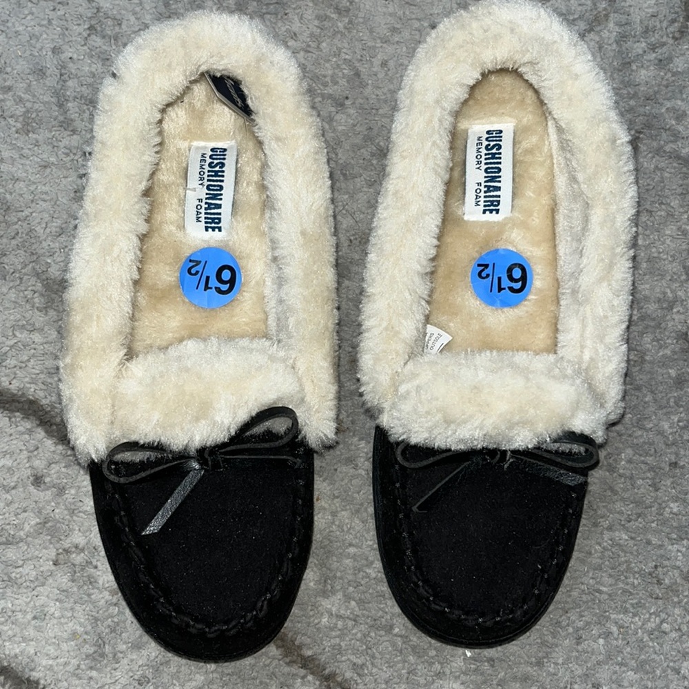 Cushionaire memory foam moccasins